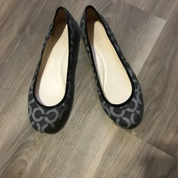 Coach Adessa Women's Signature Print Ballet Flats Size 8B - Picture 1 of 6